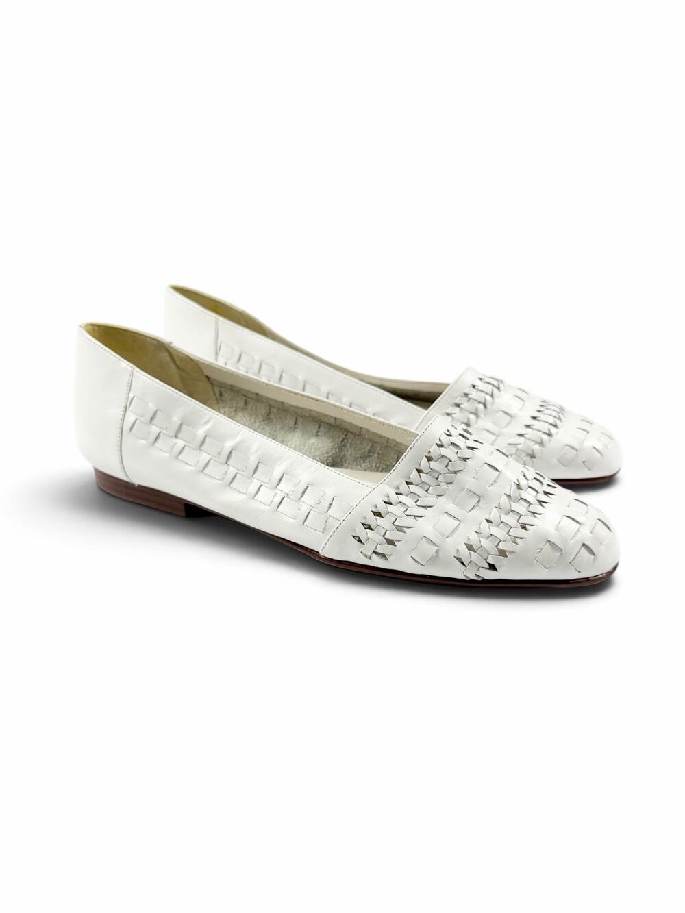 Trotters Avanti Woven Leather Ballet Flats White Size 9 Wide 9W Made in Brazil
